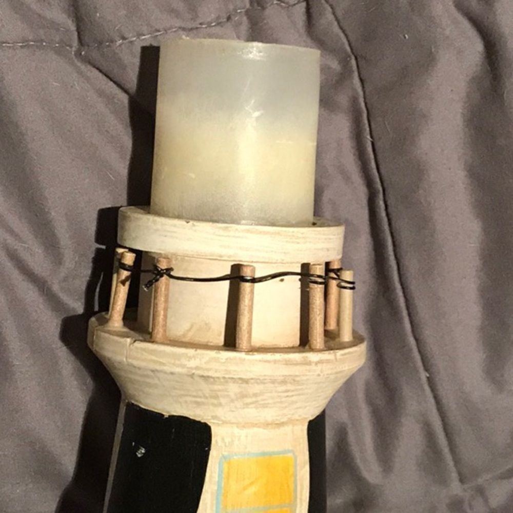 Lighthouse Nightlight - Picture 3 of 8